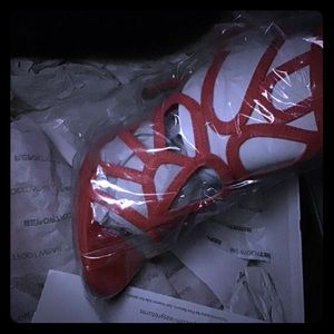 Report Footwear Heels